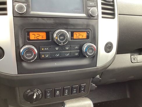 Used 2014 Nissan Frontier PRO-4X w/ Pro-4x Luxury Package AWD/4WD image 34