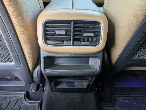 Used 2024 Mercedes-Benz GLE 450e 4MATIC image 18