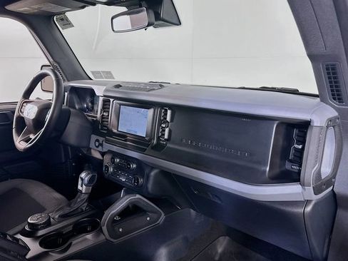 Certified 2022 Ford Bronco Big Bend w/ Sasquatch Package image 23