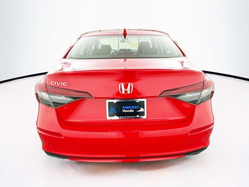 Used 2023 Honda Civic LX image 7