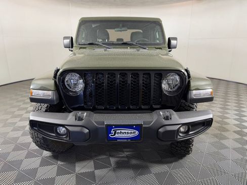 Used 2023 Jeep Gladiator Sport AWD/4WD image 2