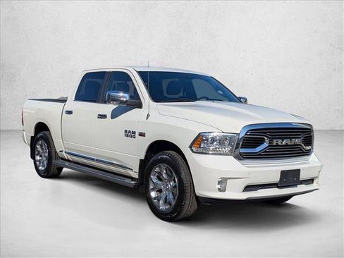 Used 2017 RAM 1500 Limited image 3
