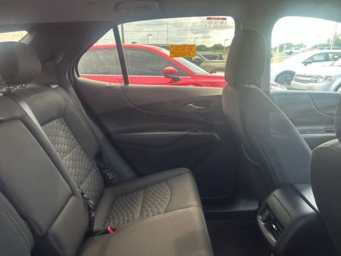 Used 2020 Chevrolet Equinox LT AWD/4WD image 6