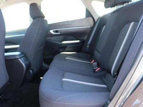 Used 2024 Hyundai Sonata SEL FWD image 12