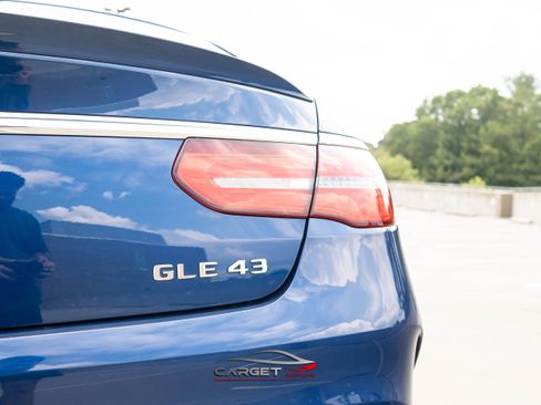 Used 2019 Mercedes-Benz GLE 43 AMG 4MATIC w/ Premium 3 Package image 49