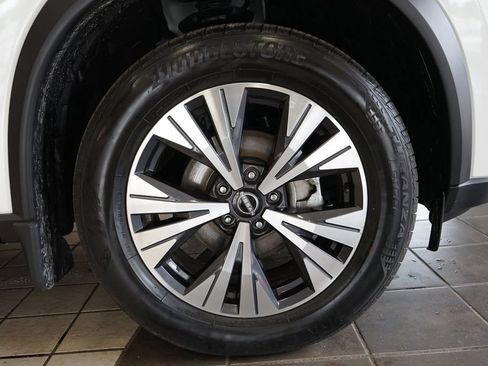 Used 2023 Nissan Rogue SL AWD/4WD image 52
