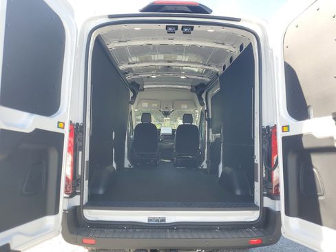 New 2026 Ford Transit 250 148 Medium Roof w/ Load Area Protection Package image 10