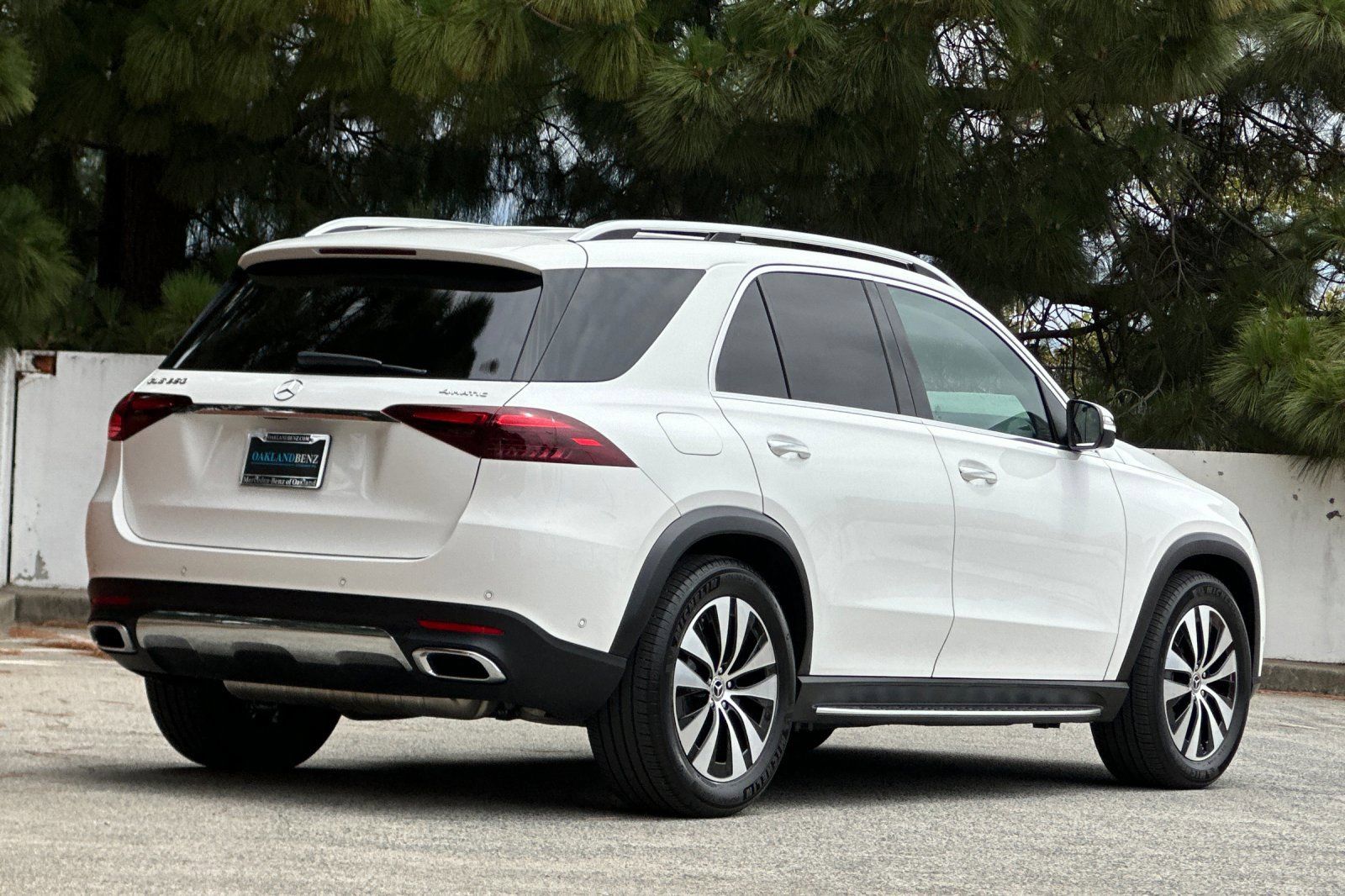 Certified 2024 Mercedes-Benz GLE 350 4MATIC image 5