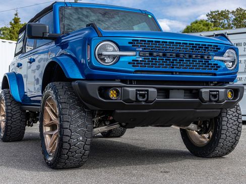 New 2025 Ford Bronco Badlands image 1