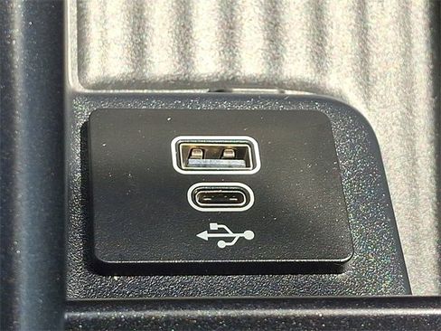 New 2025 Ford Expedition Platinum w/ Platinum Ultimate Package image 18