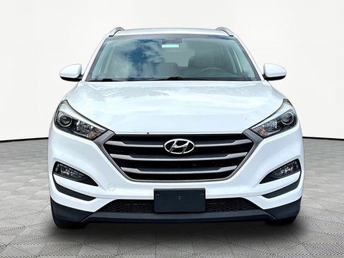 Used 2016 Hyundai Tucson SE w/ Option Group 02 image 2