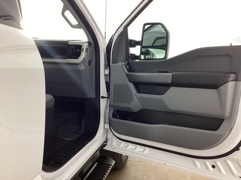 Used 2026 Ford F250 XLT AWD/4WD image 23