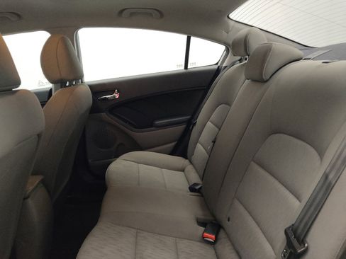 Used 2016 Kia Forte LX FWD image 18