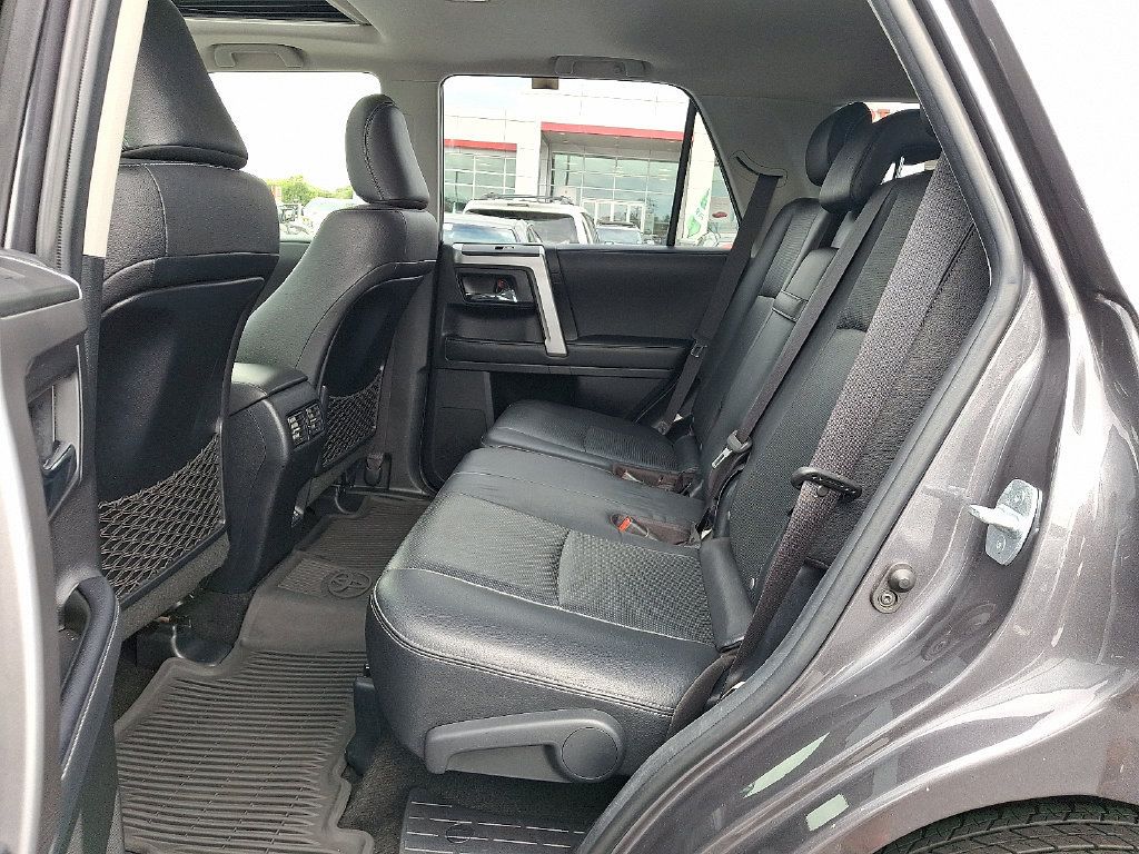 Used 2021 Toyota 4Runner Limited AWD/4WD image 10