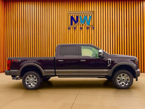 Used 2019 Ford F250 King Ranch w/ King Ranch Ultimate Package image 4
