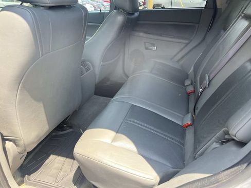 Used 2007 Jeep Grand Cherokee Limited AWD/4WD image 13