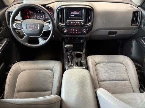 Used 2015 GMC Canyon 2WD Crew Cab w/ Convenience Package image 3