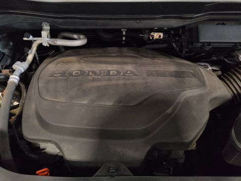 Used 2021 Honda Pilot EX image 30