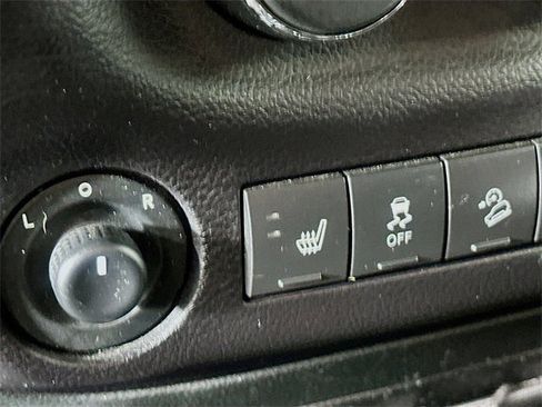 Used 2017 Jeep Wrangler Unlimited Rubicon image 20