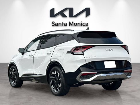 Certified 2023 Kia Sportage SX FWD image 4
