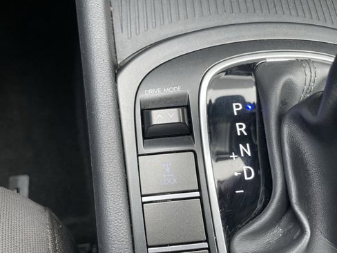 Used 2024 Hyundai Kona SEL image 15