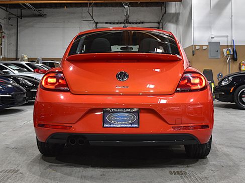 Used 2019 Volkswagen Beetle 2.0T S image 7