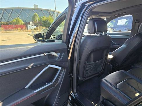 New 2025 Audi Q3 2.0T Premium Plus image 16