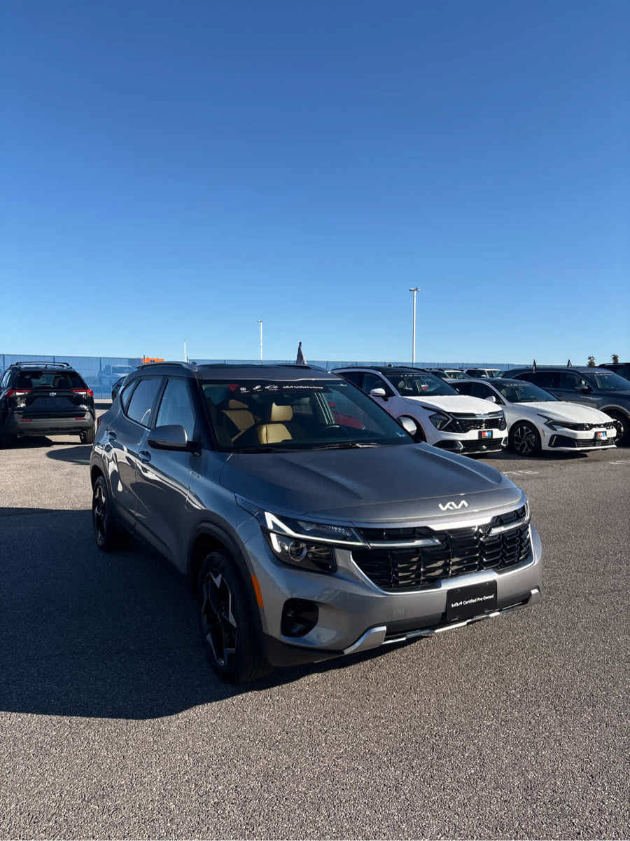 Used 2024 Kia Seltos EX AWD/4WD image 31