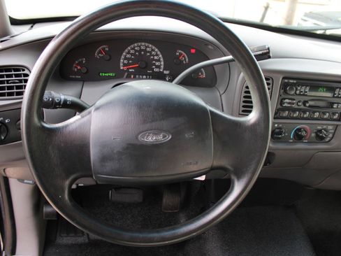 Used 2001 Ford F150 2WD Regular Cab image 9