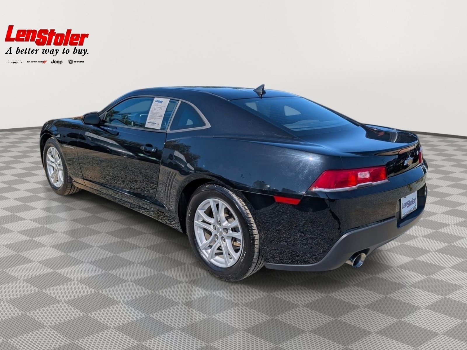 Used 2015 Chevrolet Camaro LS RWD image 3