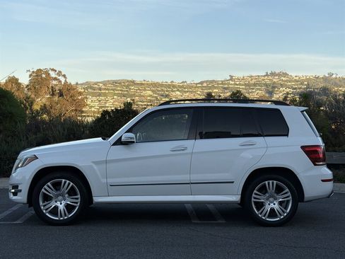 Used 2015 Mercedes-Benz GLK 350 2WD image 3