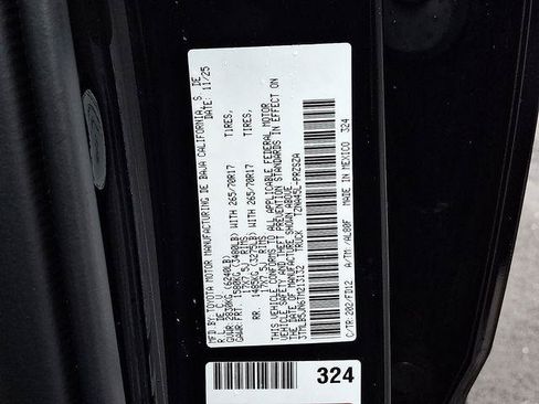 Certified 2026 Toyota Tacoma TRD Off-Road AWD/4WD image 17