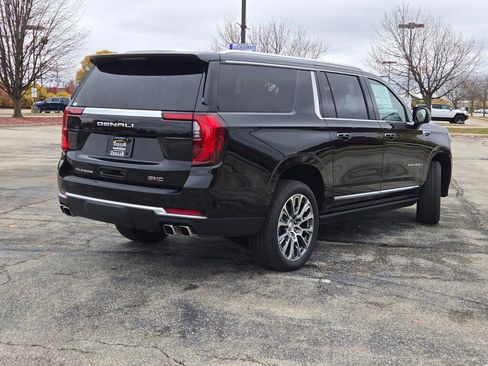 New 2026 GMC Yukon XL Denali w/ Sun & Power Step Package image 13