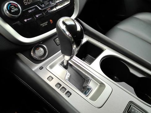 Used 2024 Nissan Murano SV w/ SV Midnight Edition Package FWD image 49