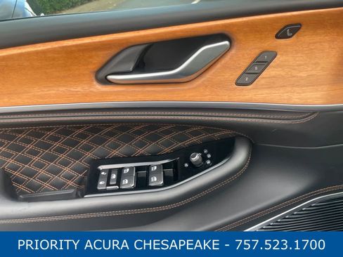 Used 2022 Jeep Grand Cherokee Summit AWD/4WD image 11