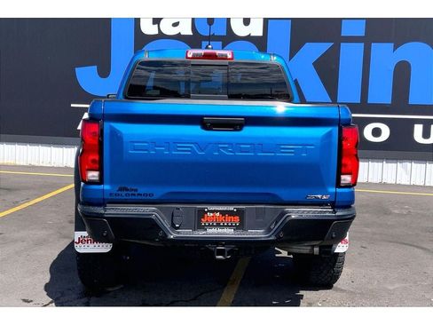 Used 2023 Chevrolet Colorado ZR2 w/ ZR2 Convenience Package III AWD/4WD image 4