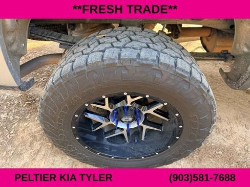 Used 2020 Chevrolet Silverado 1500 LT w/ Trailering Package image 12