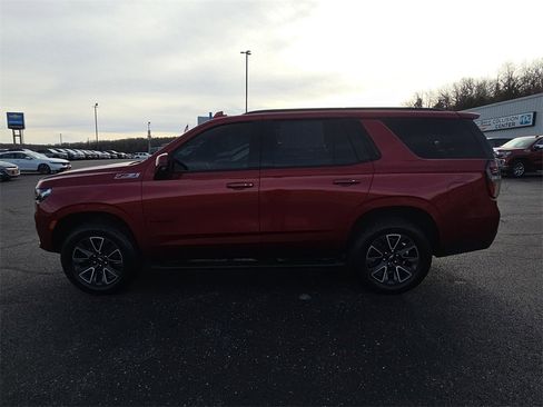 Used 2024 Chevrolet Tahoe Z71 w/ Luxury Package image 5