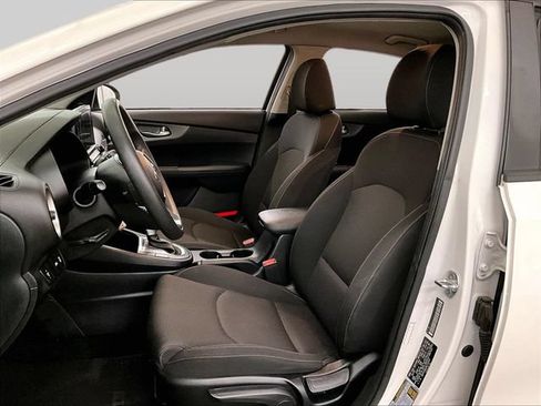Used 2019 Kia Forte LXS FWD image 24