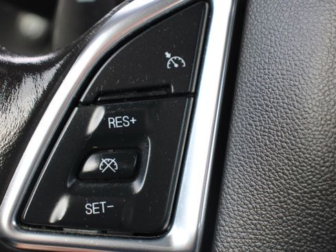 Used 2023 Chevrolet Camaro LT image 24