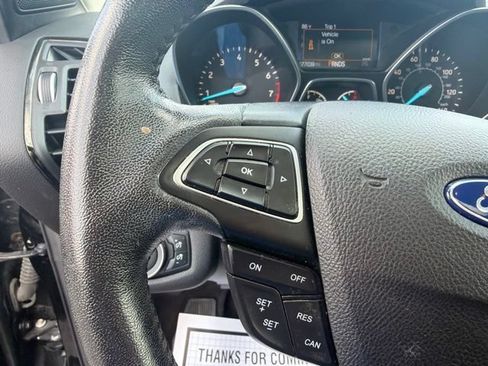 Used 2018 Ford Escape SEL AWD/4WD image 15