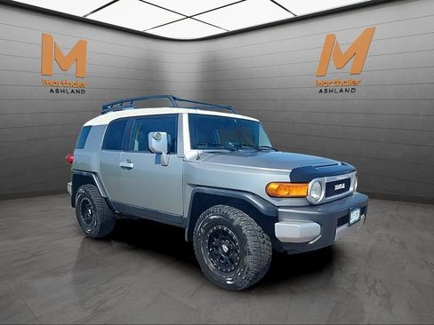 Used 2009 Toyota FJ Cruiser 4WD image 7