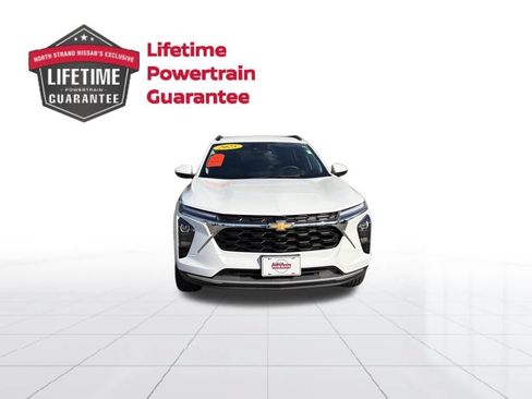 Used 2025 Chevrolet Trax LT w/ Driver Confidence Package FWD image 10