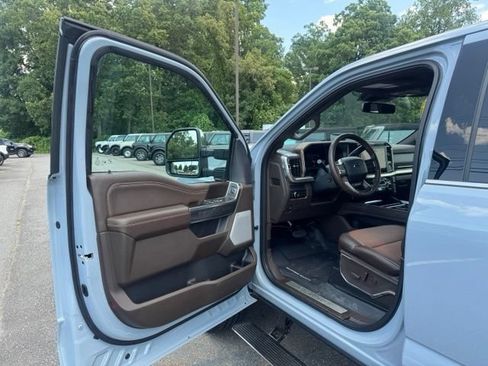 Used 2026 Ford F250 King Ranch w/ Chrome Package AWD/4WD image 12