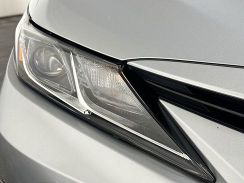 Used 2023 Toyota Camry LE image 9