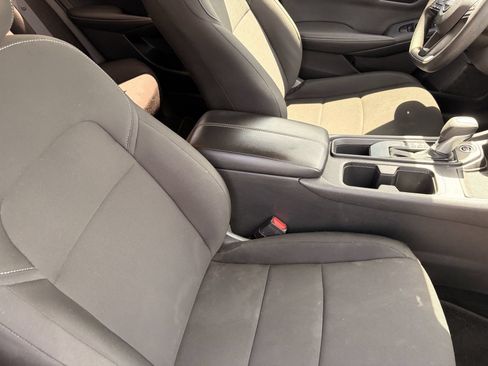 Used 2024 Nissan Sentra S FWD image 9