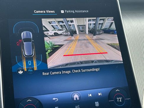 Certified 2025 Mercedes-Benz GLC 300 image 22