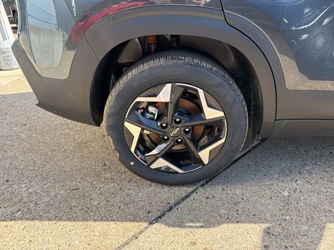 New 2026 Kia Seltos S image 9