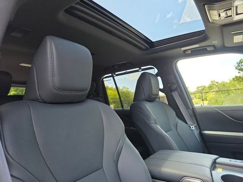 New 2026 Lexus LX 700h Overtrail AWD/4WD image 11