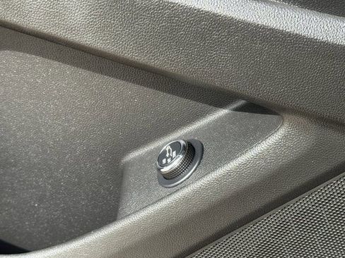 Used 2023 Chevrolet Traverse RS w/ LPO, Floor Liner Package FWD image 29